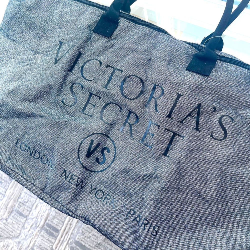 Victorias Secret bag shiny - Picture 3 of 3